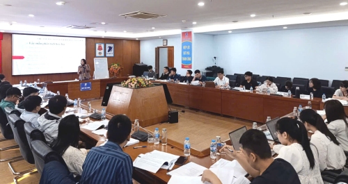 Hơn 80 học viên ETECH được đào tạo Kỹ thuật lấy mẫu và tập huấn kiến thức an toàn thực phẩm