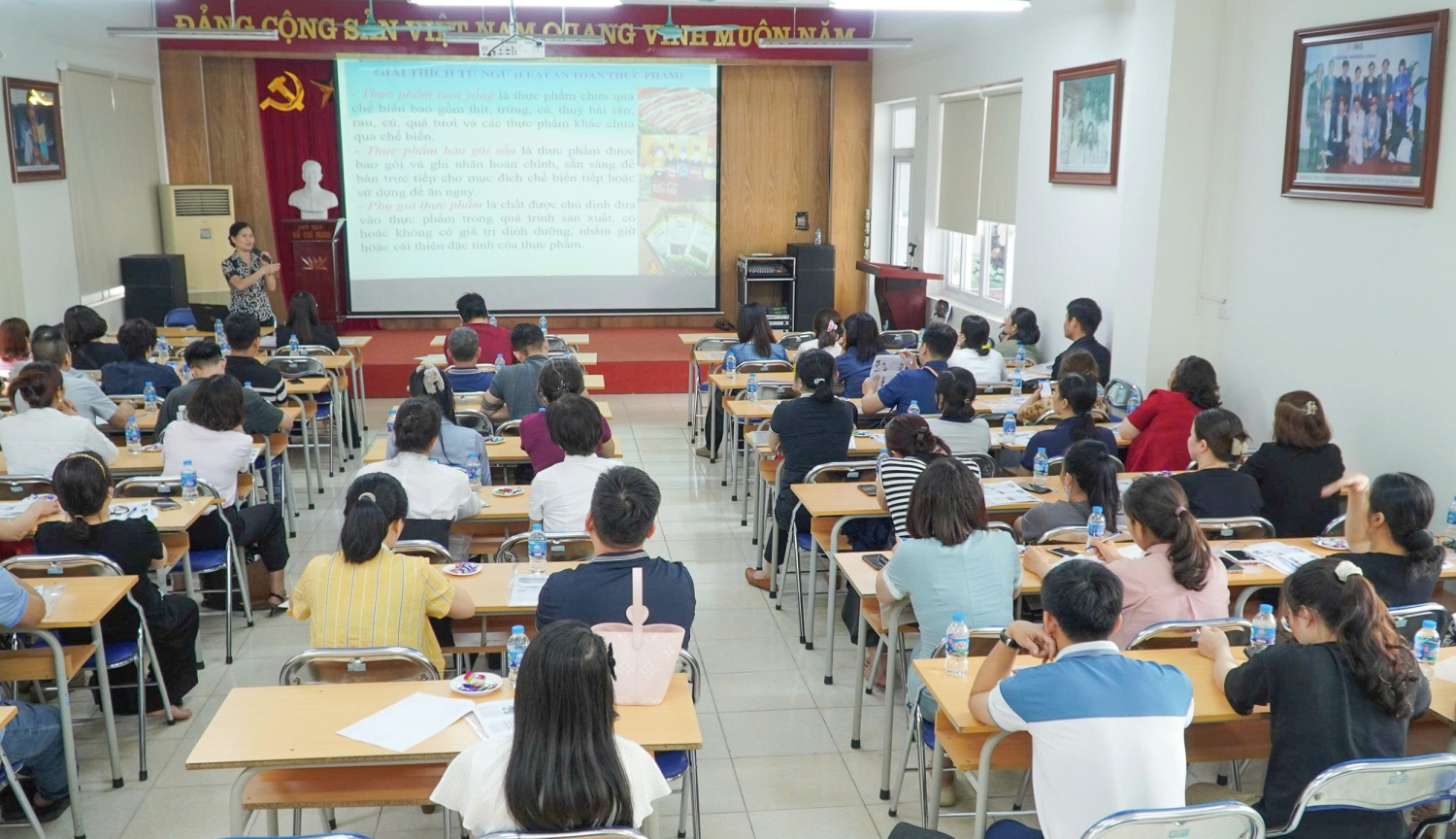 Chiêu sinh lớp tập huấn kiến thức an toàn thực phẩm diễn ra trong tháng 10/2025